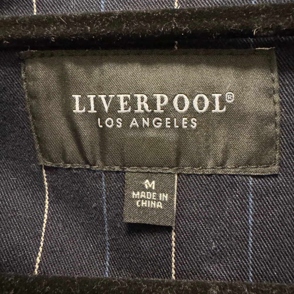 Liverpool Pinstripe Women's Cropped Blazer - Picture 3 of 4